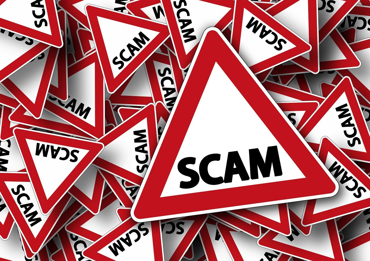 SCAM WARNING: Singaporeans Alerted By Police To Be Cautious About Scam Job Advertisements