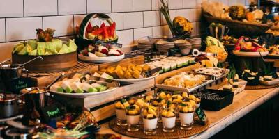 1 dines free with every 2 paying adults for Anchan Thai buffet dinner, Pan Pacific Hotel